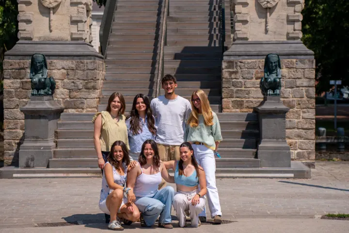 Team portraits, student association