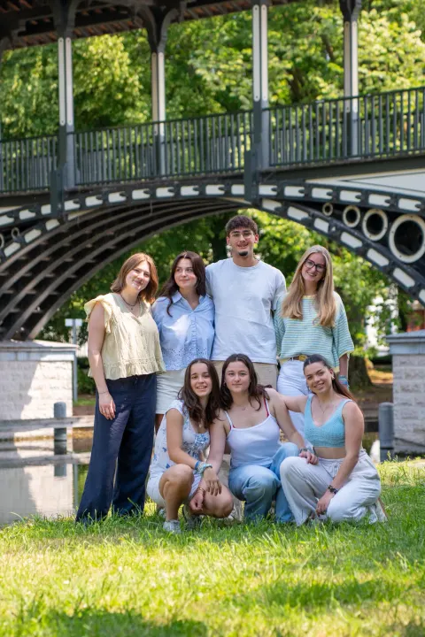 Team portraits, student association